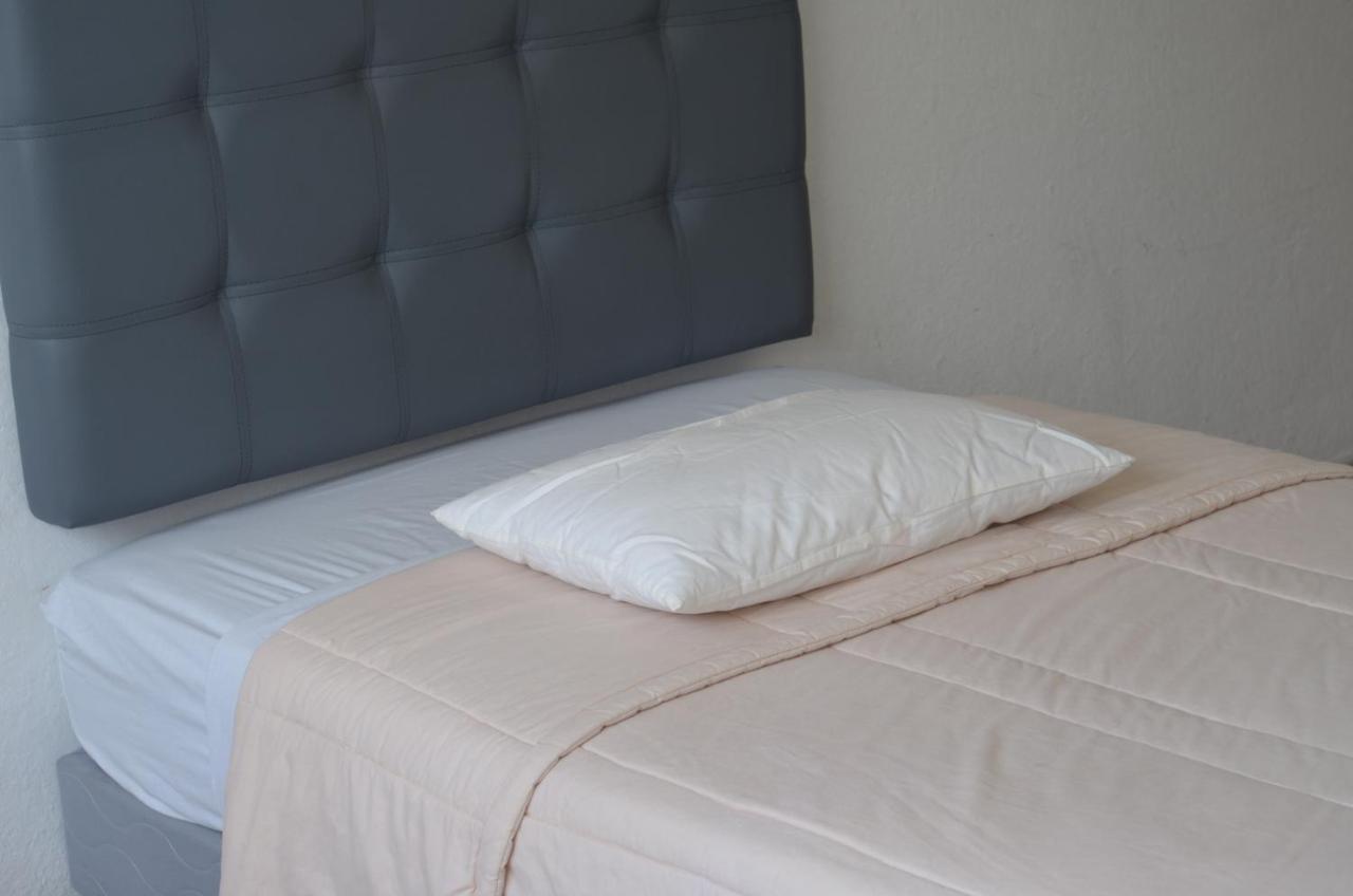 Hostal Siberia Куенка Екстер'єр фото