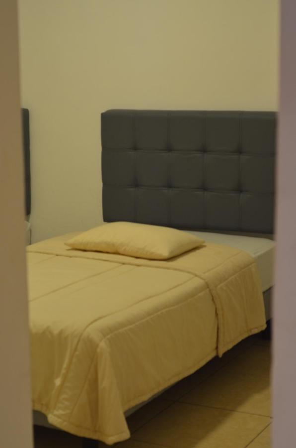 Hostal Siberia Куенка Екстер'єр фото