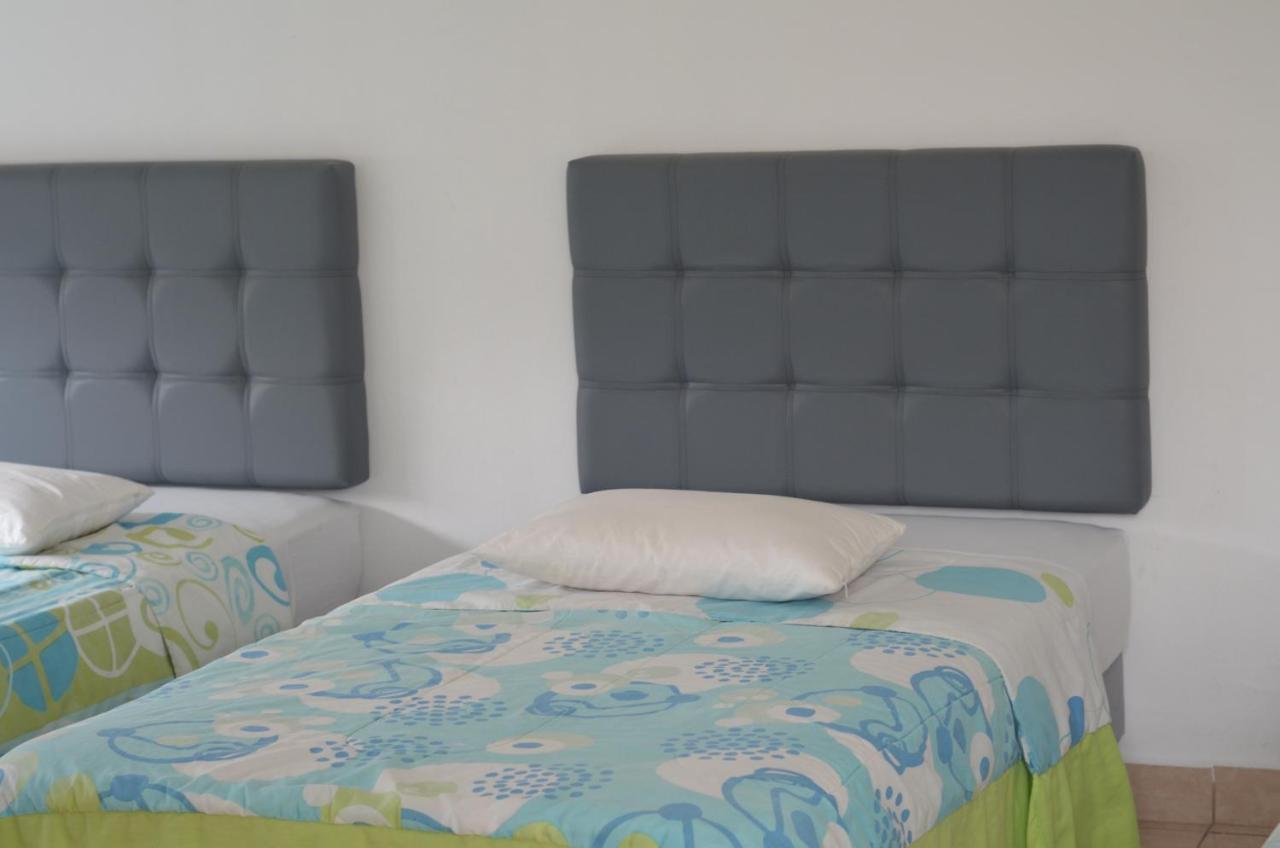 Hostal Siberia Куенка Екстер'єр фото