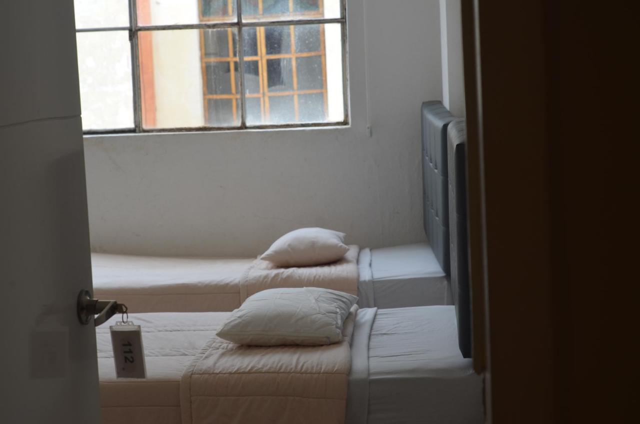 Hostal Siberia Куенка Екстер'єр фото